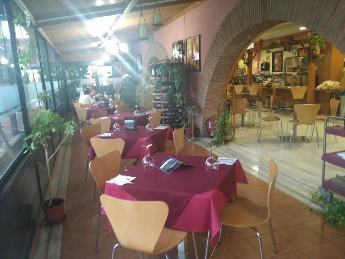 Hotel Mirasierra Baul Bagian luar foto